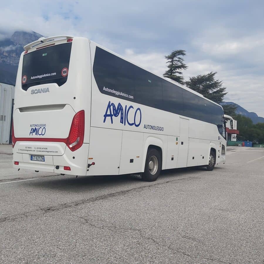 Pullman Gran Turismo Scania Touring 56 posti Autonoleggio Amico Trento